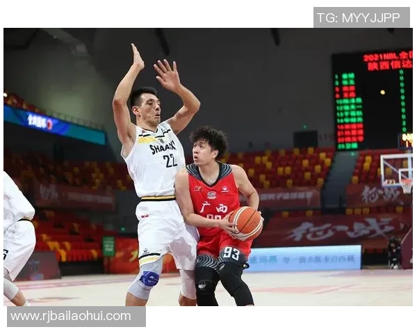 深圳篮球队以51分领跑总决赛积分榜展现强劲实力 深圳篮球队以51分领跑总决赛积分榜展现强劲实力