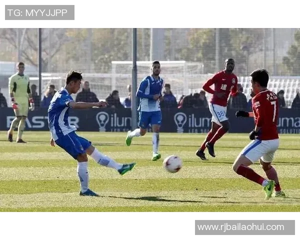 西安网球队的比赛经验揭秘：网球巨献背后的故事与技巧分享